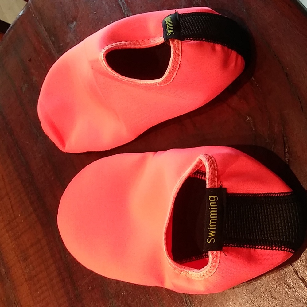 Swim socks